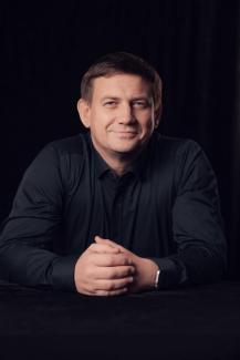 Нижегородов Анатолий. Актер театра "ПЯТАЯ ЛЮБОВЬ"