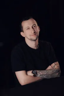 Петросян Роман. Актёр театра «Пятая любовь»