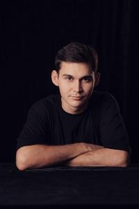 Максутов Ильдар. Актёр театра «Пятая любовь»